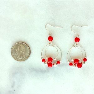💋Dainty Red & Silver Beaded Earrings💋